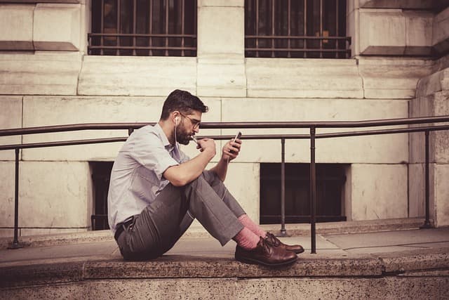 Comment Créer un Contenu Viral qui Capte l'Attention