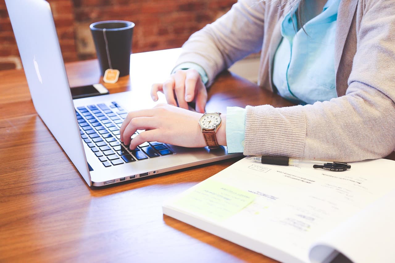 Comment Évaluer l'Efficacité de Votre Contenu Viral